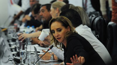 Afirmó que seguirá siendo oposición del actual gobierno, pero no descartó a MC