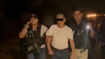 Es señalado por secuestro de la planta y venta clandestina de cemento