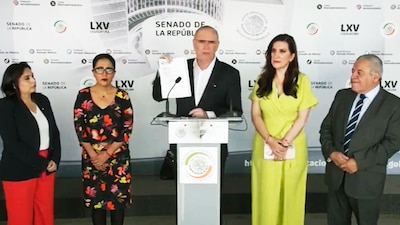 Los senadores del PAN ofrecieron una conferencia de prensa para exponer sus motivos