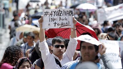 Tras la desaparición de los normalistas, en 2014, los ciudadanos salieron a la calle a exigir su aparición