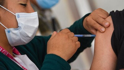 Las autoridades de Salud comenzarán con la etapa invernal de vacunas contra COVID