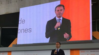 El secretario de educación destacó que el país tiene una fortaleza importante en su juventud