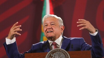 López Obrador prometió más inversiones en gas y petróleo