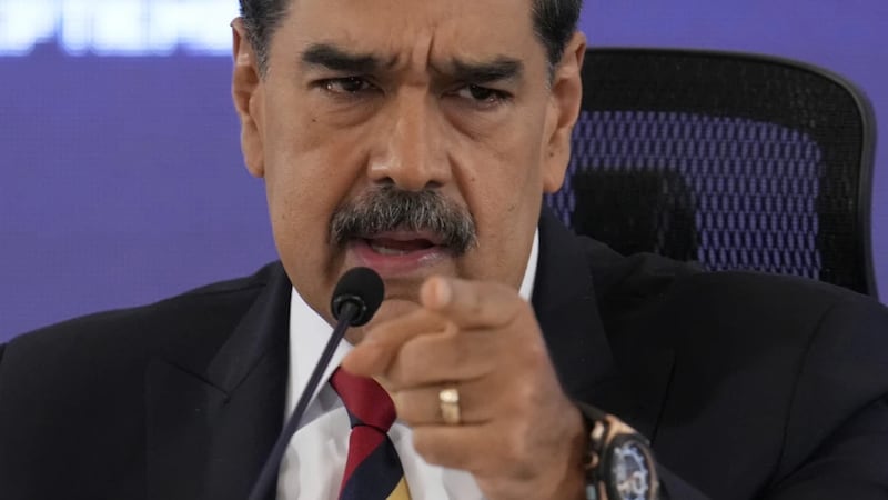 Al acusar que mil 200 misiles apuntan a Venezuela, Maduro analiza declarar “República en armas”