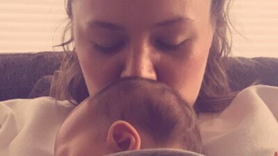 La cantante aseguró que personal de la SRE fue discriminatorio con su familia