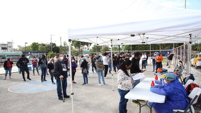 En el mundo se detectaron 3 millones 313 mil 828 casos y 10 mil 536 defunciones en un día