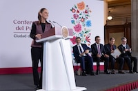 Sheinbaum: PAN recurre a Fox porque sus nuevos cuadros están ligados a escándalos de corrupción