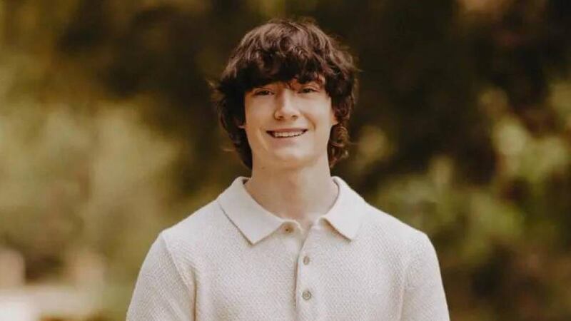 Padres demandan a OpenAI, creadora de ChatGPT, por la muerte de su hijo