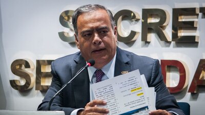 En caso de ser encontrado culpable, el exfuncionario enfrentaría una pena de cárcel de entre tres meses y dos años