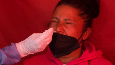 México registró 49 mil 343 contagios y 320 defunciones por coronavirus en 24 horas