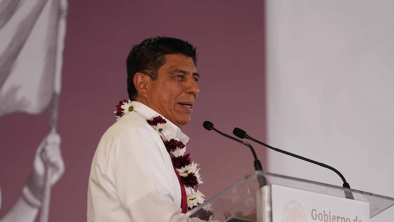 Oaxaca alcanza las firmas para someter a Salomón Jara a la revocación de mandato