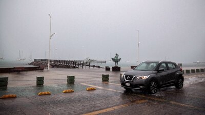 El huracán podría descender a tormenta tropical durante el transcurso de la semana