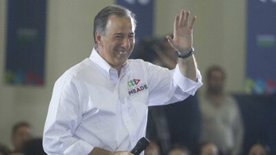 El candidato presidencial en el evento Encuentro y Diálogo Empresarial