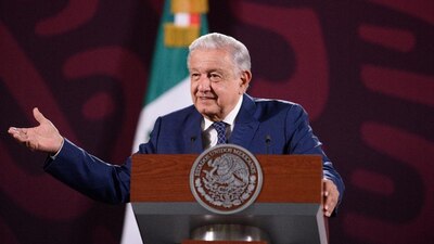 El mandatario mexicano recordó la lucha que ha tenido junto a Luisa Alcalde