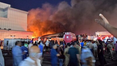 El incendio consumió el ala COVID del hospital al sur de Bagdad