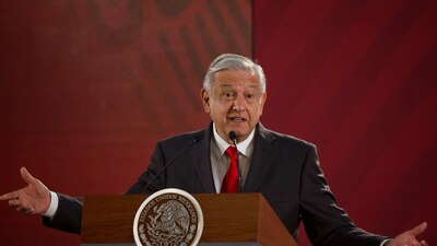 El presidente ya no podrá usar sus dos nombres