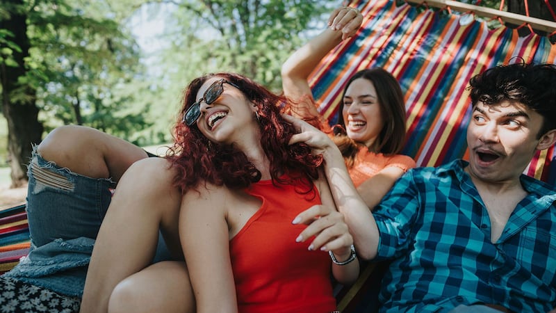 México ingresa al top 10 de los países más felices del mundo: estudio