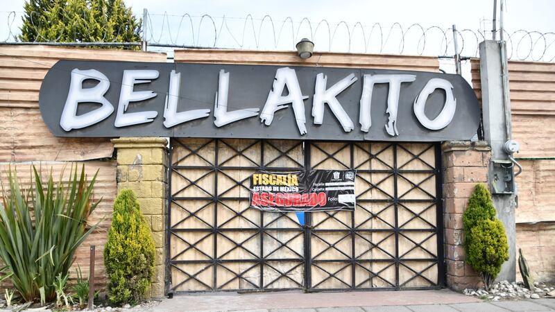 Aseguran 12 bares y ‘chelerías’ en Naucalpan, Texcoco y Tultitlán