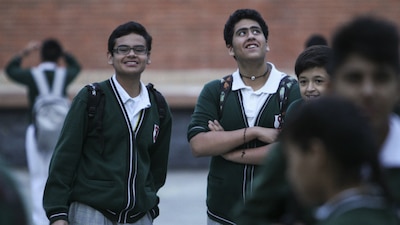 Estudiantes que cursan el último año de secundaria en México obtuvieron resultados poco alentadores