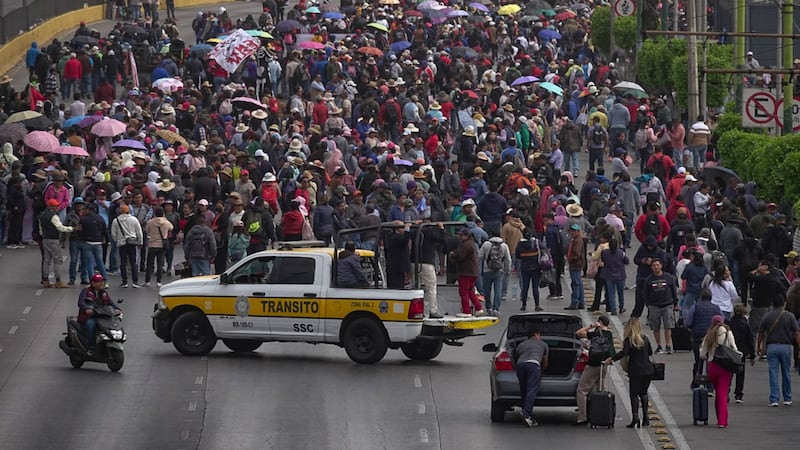 ¿Por qué volvieron a protestar los maestros de la CNTE?