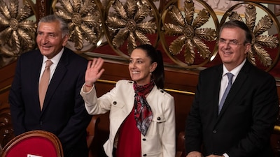 Por promover su imagen o la del Presidente, las 'corcholatas' han recibido "jalones de oreja"