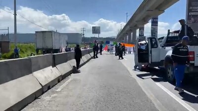 Hay carga vehicular pesada en la zona