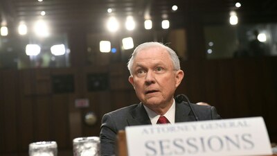 El secretario de Justicia del gobierno de Trump comparece ante senadores por supuestos contactos con Rusia