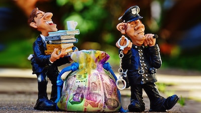 Utilizar más transferencias y menos efectivo es una propuesta para reducir este mal