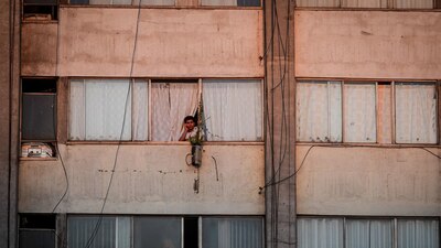 La mayoría de los entrevistados considera que aún es necesario permaneccer en cuarentena