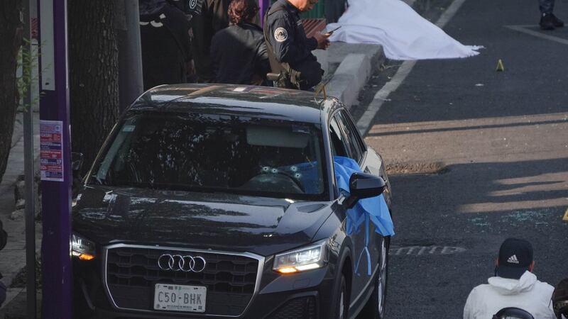 Senadora del PRI publica polémico mensaje tras el asesinato de 2 funcionarios de CDMX