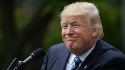 Trump está a poco de cumplir una de sus polémicas promesas de campaña