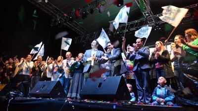 El partido en su festejo de 79 años en el Ángel de la Independencia