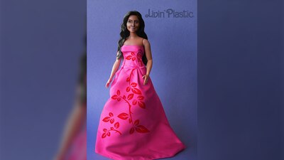 La actriz ya tiene su propia muñeca, y así es como puedes obtenerla