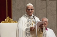 Papa León XIV rechaza dar bendición formal a parejas LGBTTIQ+