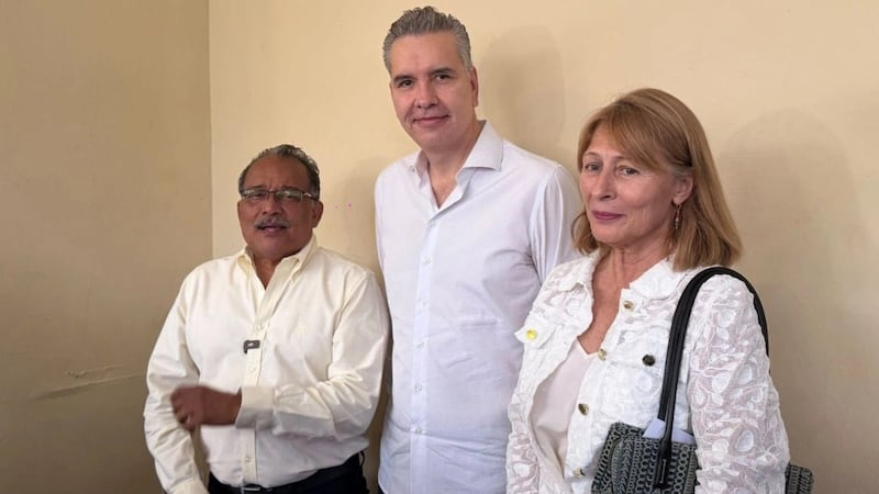 Tatiana Clouthier, Waldo Fernández y Andrés Mijes piden a Morena reconsiderar coordinación de Clara Luz