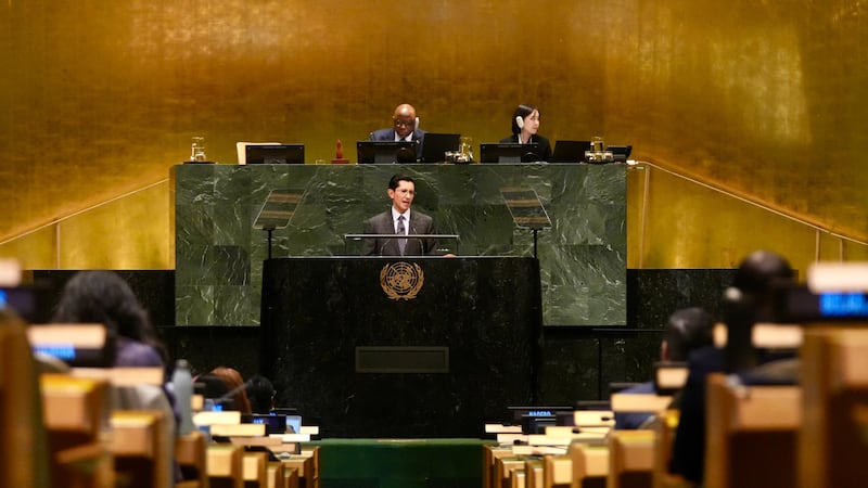 “México ejerce una política exterior soberana e independiente”, dice Roberto Velasco en la ONU