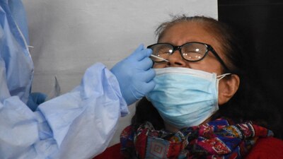 México está viviendo una cuarta ola de casos positivos COVID