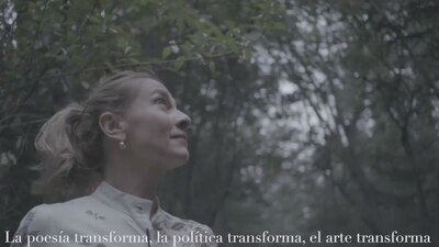 Para Gutiérrez Müller la poesía puede incluso anticipar acontecimientos