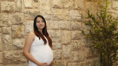 Lizethe Méndez cuenta desde Guayaquil, Ecuador, que no sabe en que hospital tendrá a su bebé.