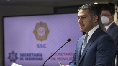 En 2014, era coordinador Estatal de la policía Federal en Guerrero