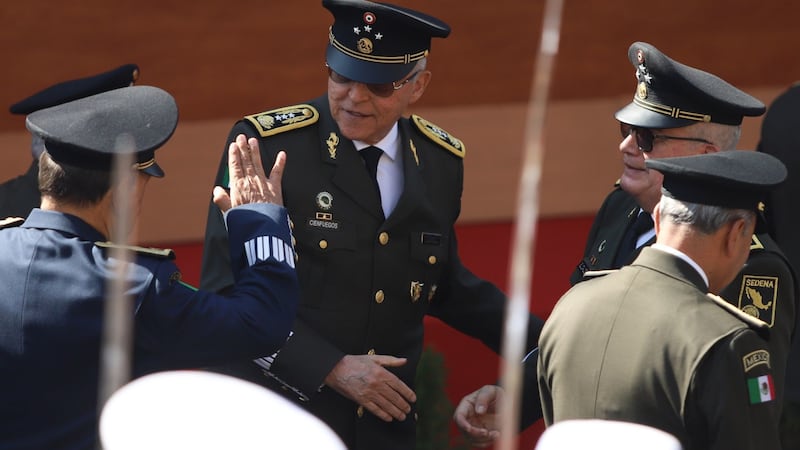 Defiende Claudia Sheinbaum la presencia de general Cienfuegos en evento oficial