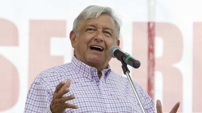 El presidente electo durante un mitin en Michoacán