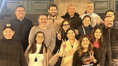 Con chamarras y hasta maletas, los diputados llegaron al Congreso