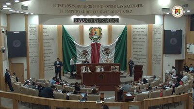 Señaló que con esa aprobación se asegura la consolidación de los Poderes y la justicia social