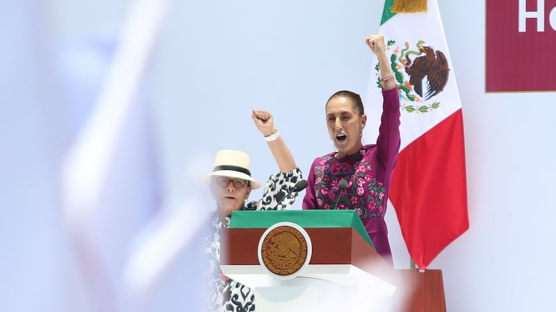 Sheinbaum denuncia injerencia de EU en México y advierte: “vienen por unos, luego por otros”