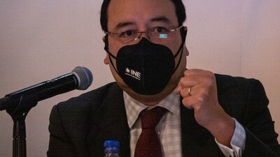 El consejero electoral del INE aseguró que la reforma de AMLO mata la democracia