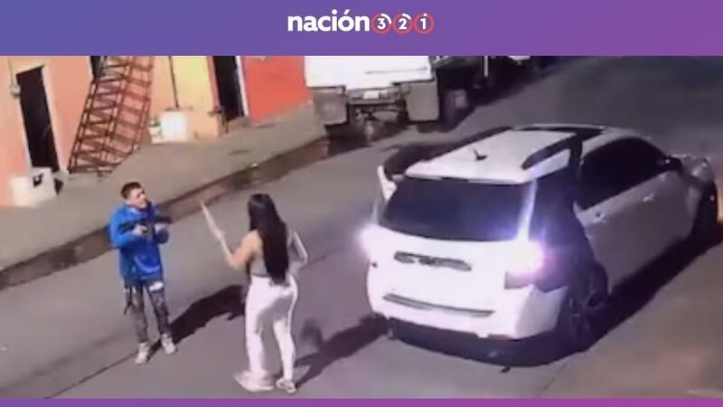 Detienen a presunto feminicida de Karla, joven asesinada afuera de su domicilio