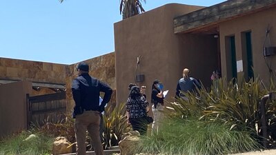 Elementos de la Fiscalía General estatal se presentaron en el domicilio del exgobernador