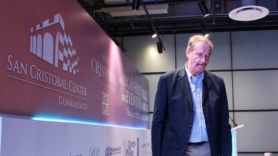 Un ciudadano le dijo a Vicente Fox que había "matado la transición" y se arrepentía por haber votado por él en el 2000