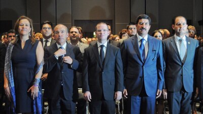 De izquierda a derecha: Margarita Zavala, Felipe Calderón, Ricardo Anaya, Javier Corral y Marko Cortés